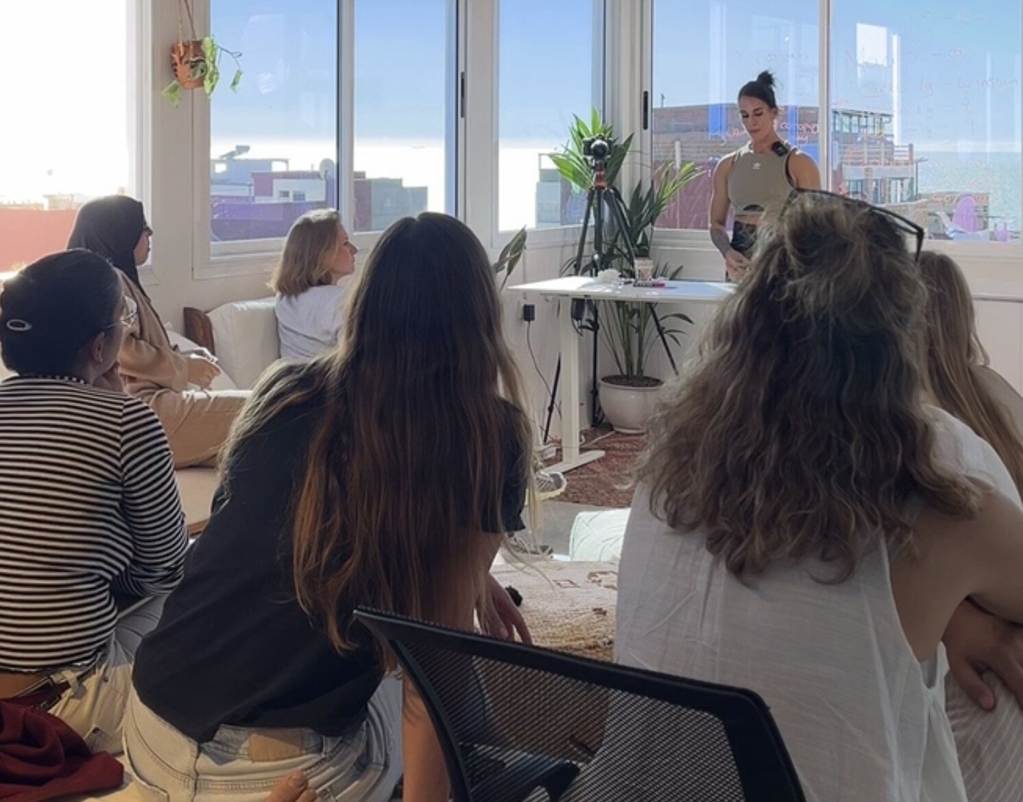 Danielle Askari leading a coaching workshop